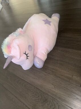Big size Unicorn plush squishy with glitter/sparkly paws
